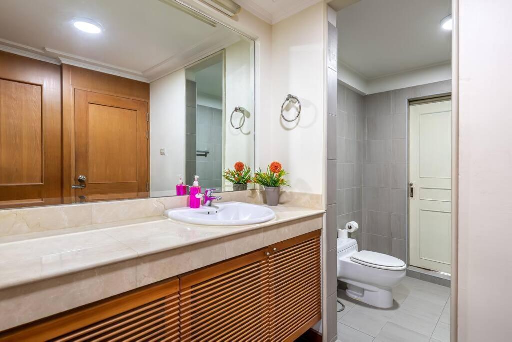 At Nana-5Bed, City Center, Nana Bts, Mbk, Central World, Siam バンコク都 エクステリア 写真